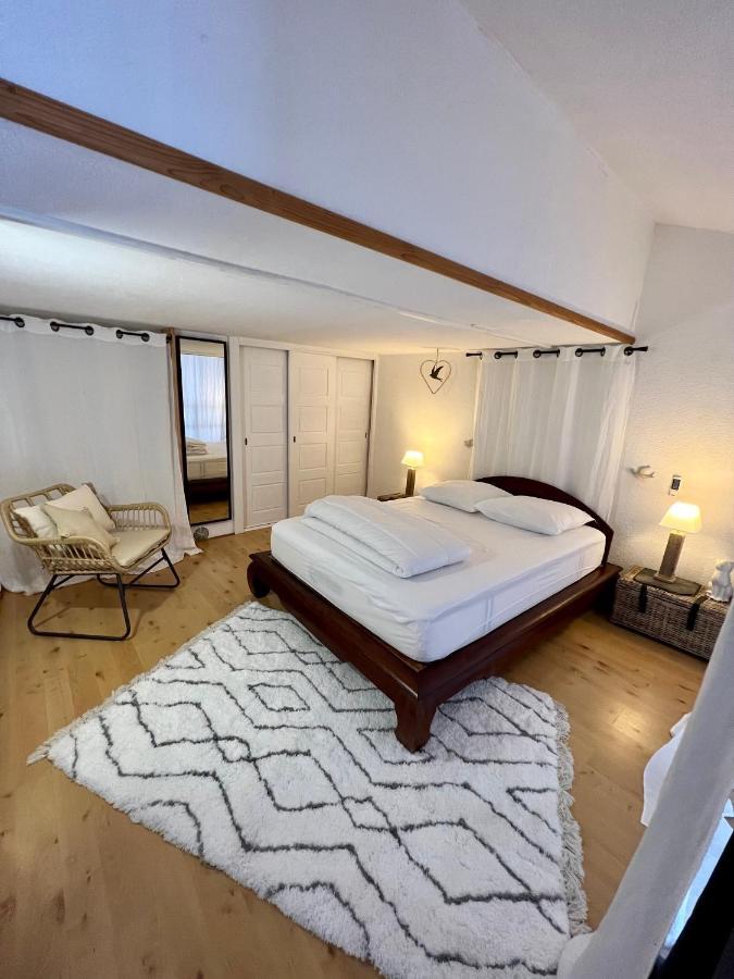 Le Pitay'Appartement Сен-Жиль-ле-Бэн Экстерьер фото